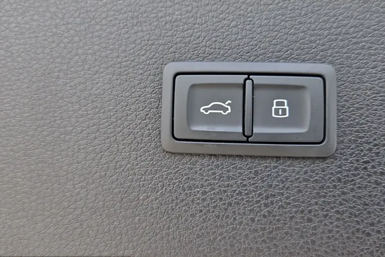 Audi Q5 din 2024 cu 46.943 km - oferta AUD246303 - foto 13