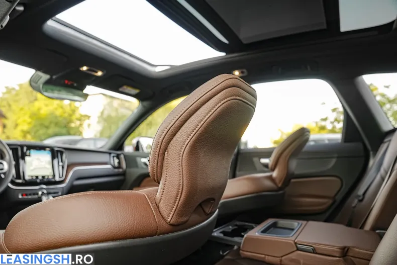 Volvo XC60 din 2021 cu 163.250 km - oferta VOL246305 - foto 2