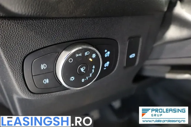 Ford Focus din 2023 cu 71.300 km - oferta FOR246308 - foto 8