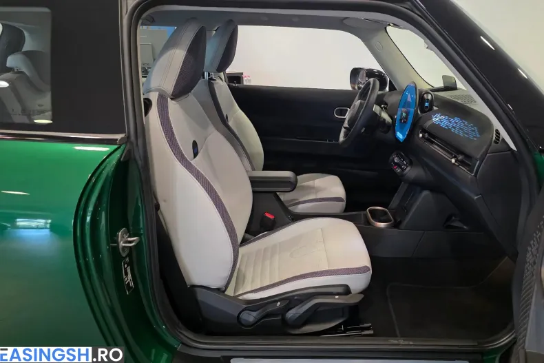 MINI Cooper din 2025 cu 6.000 km - oferta MIN246319 - foto 9