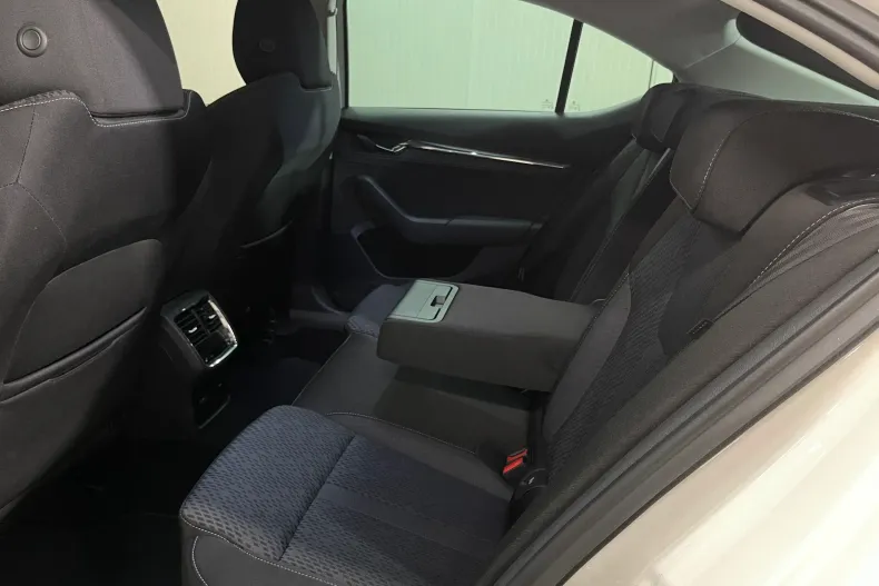 Skoda Octavia din 2022 cu 96.572 km - oferta SKO246327 - foto 12