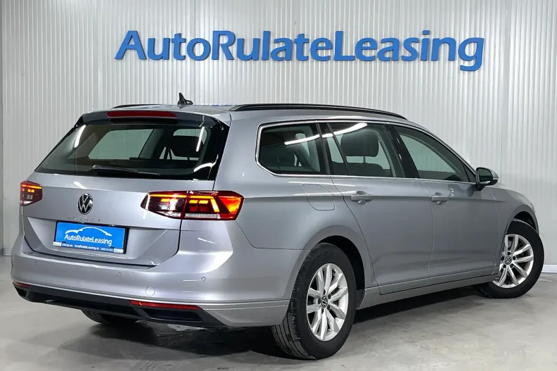 Volkswagen Passat din 2023 cu 39.949 km - oferta VOL246329 - foto 3