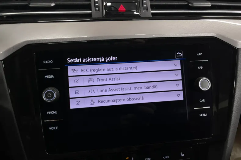 Volkswagen Passat din 2023 cu 39.949 km - oferta VOL246329 - foto 15