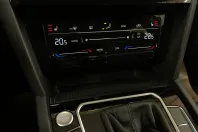 Volkswagen Passat din 2023 cu 39.949 km - oferta VOL246329 - foto 19