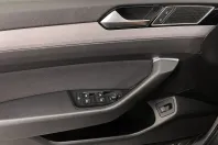 Volkswagen Passat din 2023 cu 39.949 km - oferta VOL246329 - foto 23
