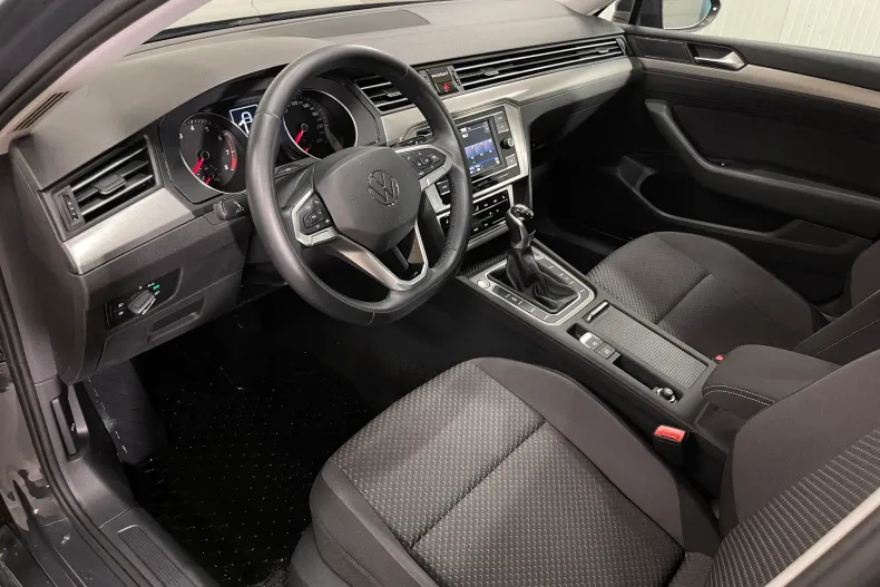 Volkswagen Passat din 2021 cu 37.230 km - oferta VOL246330 - foto 5
