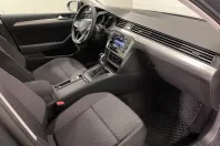 Volkswagen Passat din 2021 cu 37.230 km - oferta VOL246330 - foto 10