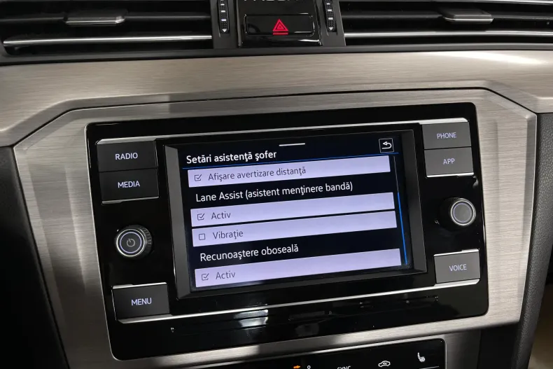 Volkswagen Passat din 2021 cu 37.230 km - oferta VOL246330 - foto 16