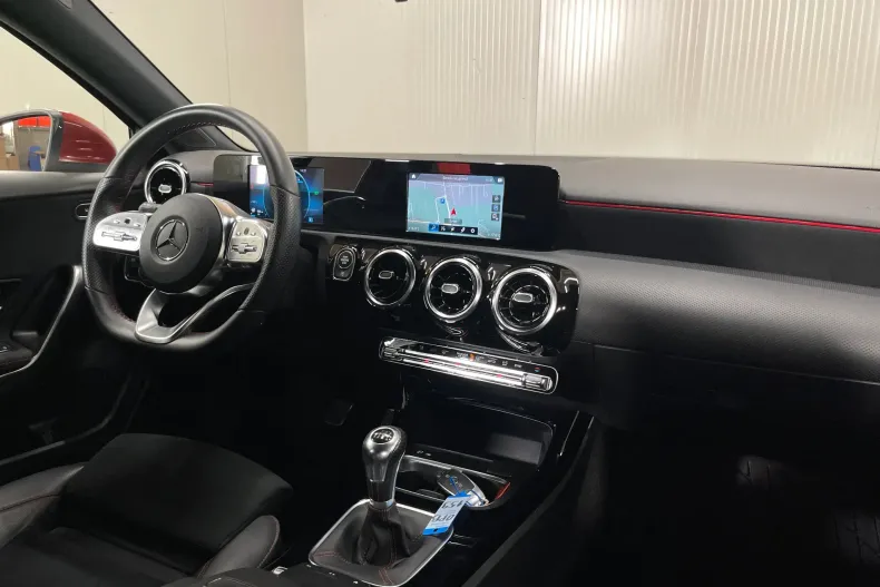 Mercedes-Benz A 200 (Clasa A) din 2021 cu 51.184 km - oferta MER246331 - foto 8