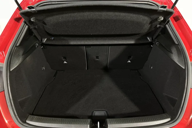Mercedes-Benz A 200 (Clasa A) din 2021 cu 51.184 km - oferta MER246331 - foto 12