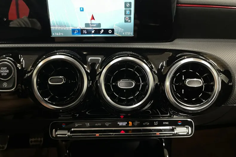 Mercedes-Benz A 200 (Clasa A) din 2021 cu 51.184 km - oferta MER246331 - foto 18