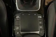 Mercedes-Benz A 200 (Clasa A) din 2021 cu 51.184 km - oferta MER246331 - foto 24