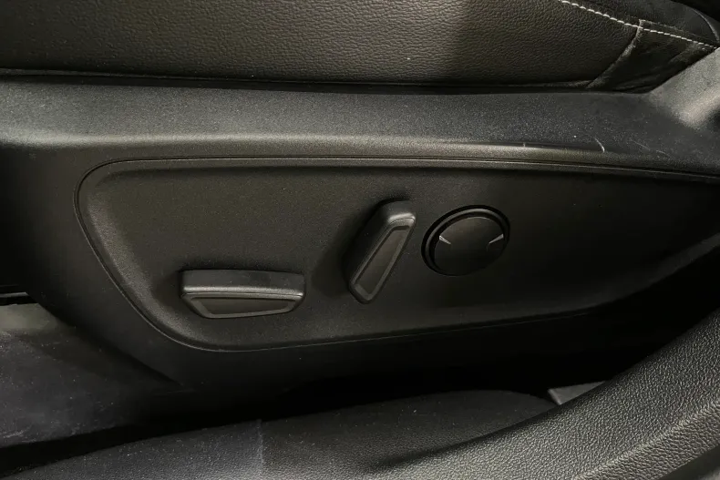Ford Kuga din 2022 cu 106.761 km - oferta FOR246332 - foto 23