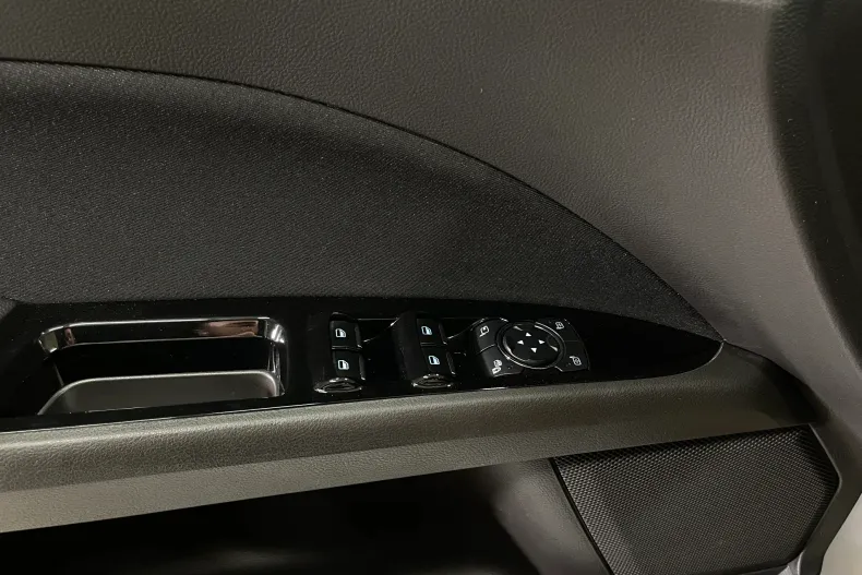 Ford Mondeo din 2022 cu 99.600 km - oferta FOR246333 - foto 19