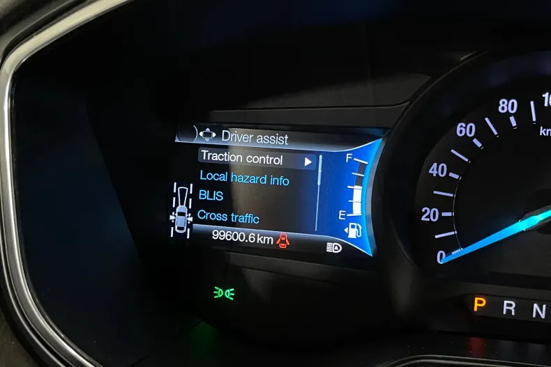 Ford Mondeo din 2022 cu 99.600 km - oferta FOR246333 - foto 24