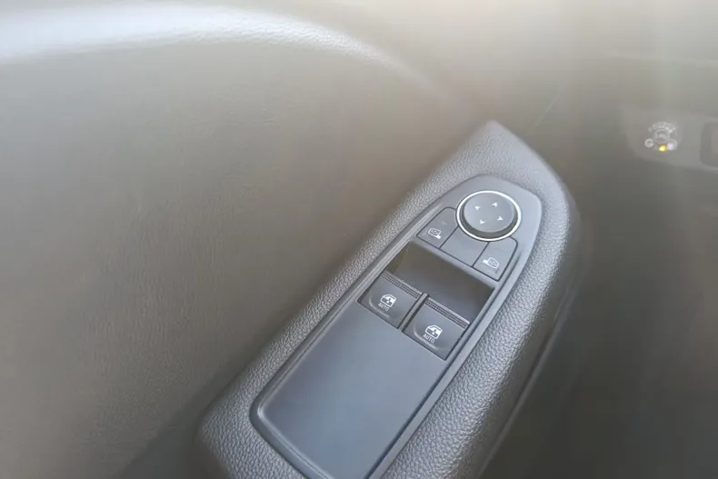 Renault Clio din 2023 cu 90.420 km - oferta REN246339 - foto 12