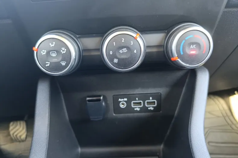 Renault Clio din 2023 cu 90.420 km - oferta REN246339 - foto 18