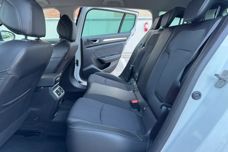 Renault Megane din 2023 cu 161.000 km - oferta REN246342 - foto 16