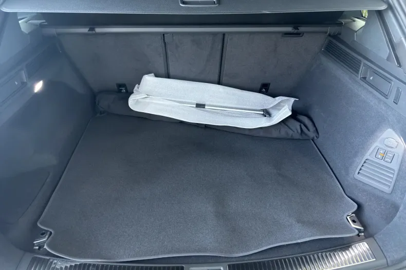 Volkswagen Touareg din 2026 cu 1 km - oferta VOL246355 - foto 14