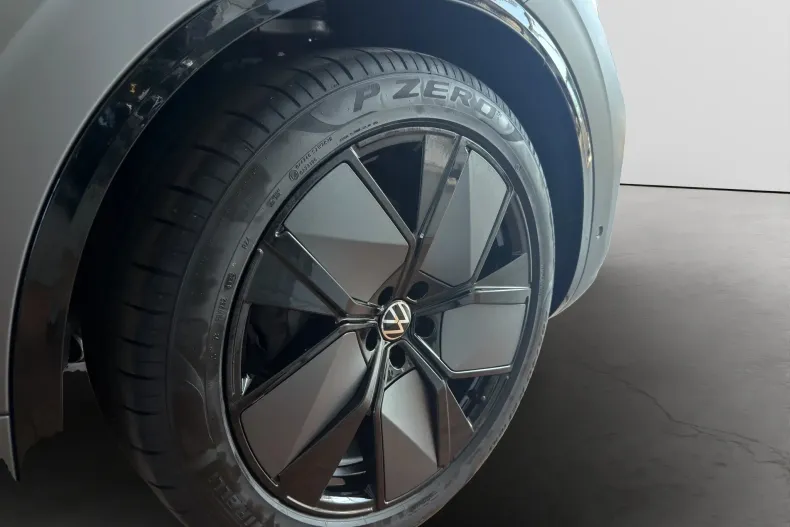 Volkswagen Touareg din 2026 cu 1 km - oferta VOL246355 - foto 16