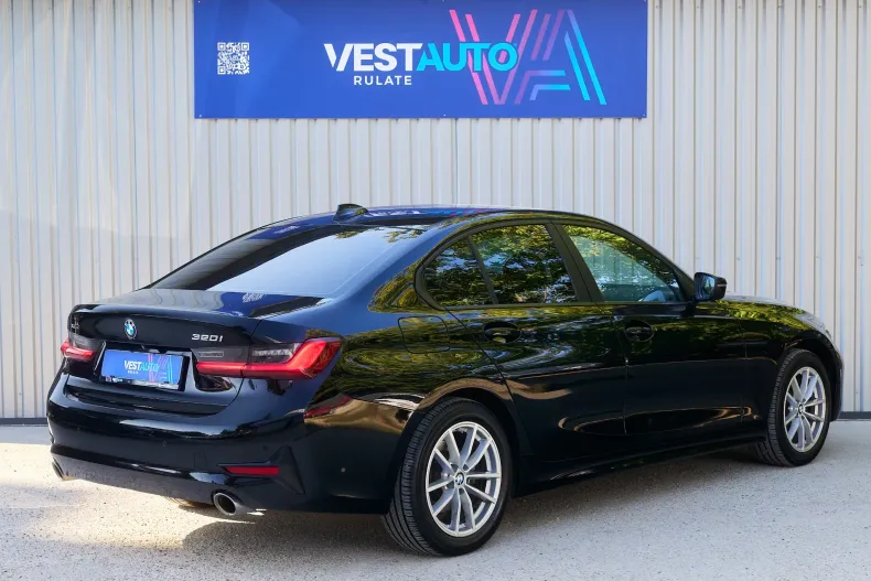 BMW 320 (Seria 3) din 2022 cu 112.863 km - oferta BMW246359 - foto 3
