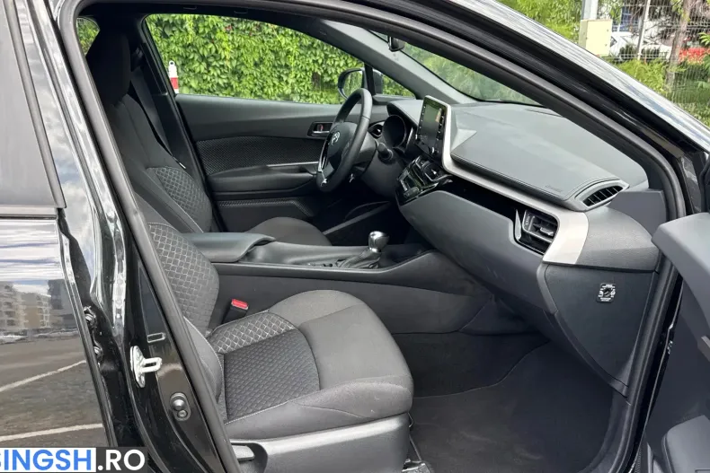 Toyota C-HR din 2023 cu 1.637 km - oferta TOY246360 - foto 32