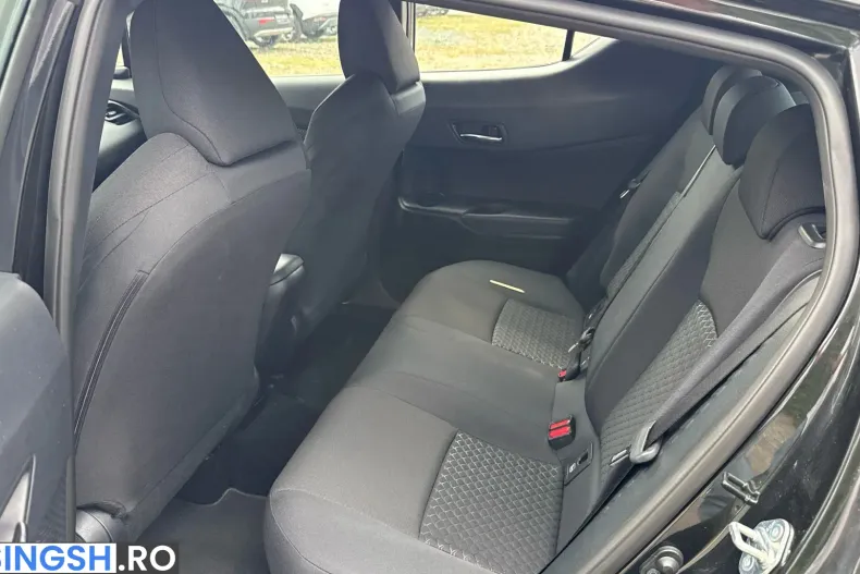 Toyota C-HR din 2023 cu 1.637 km - oferta TOY246360 - foto 34