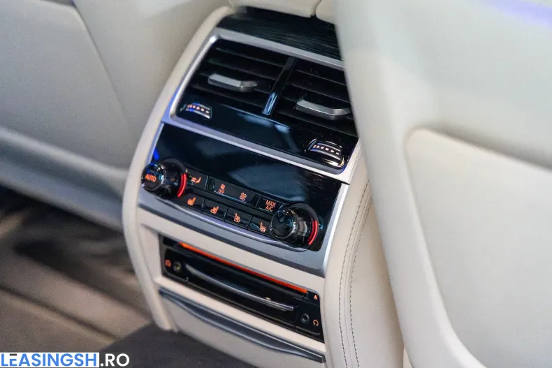 BMW 745 (Seria 7) din 2022 cu 98.405 km - oferta BMW246369 - foto 35