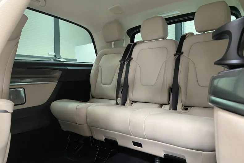 Mercedes-Benz V 300 (Clasa V) din 2026 cu 10 km - oferta MER246371 - foto 21
