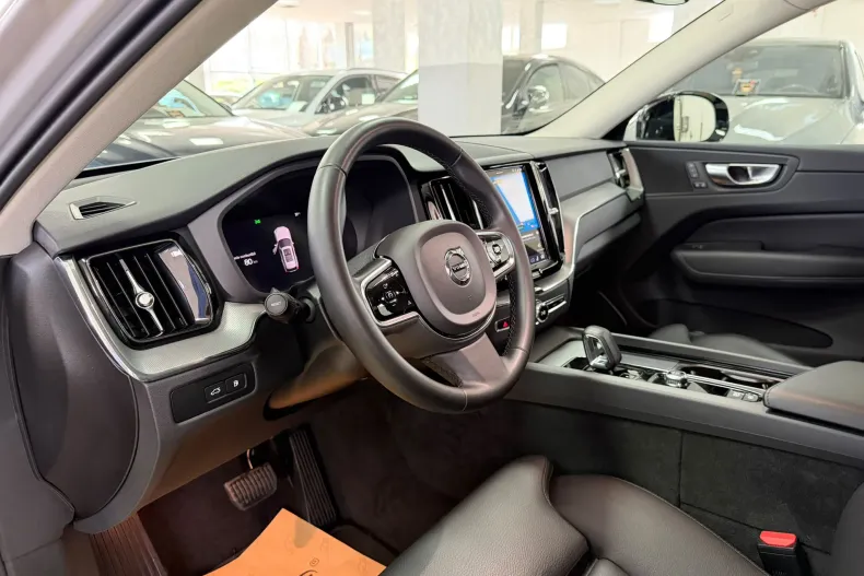 Volvo XC60 din 2023 cu 65.250 km - oferta VOL246374 - foto 4