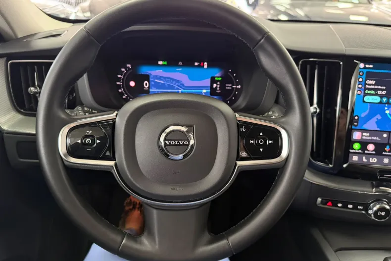 Volvo XC60 din 2023 cu 65.250 km - oferta VOL246374 - foto 19