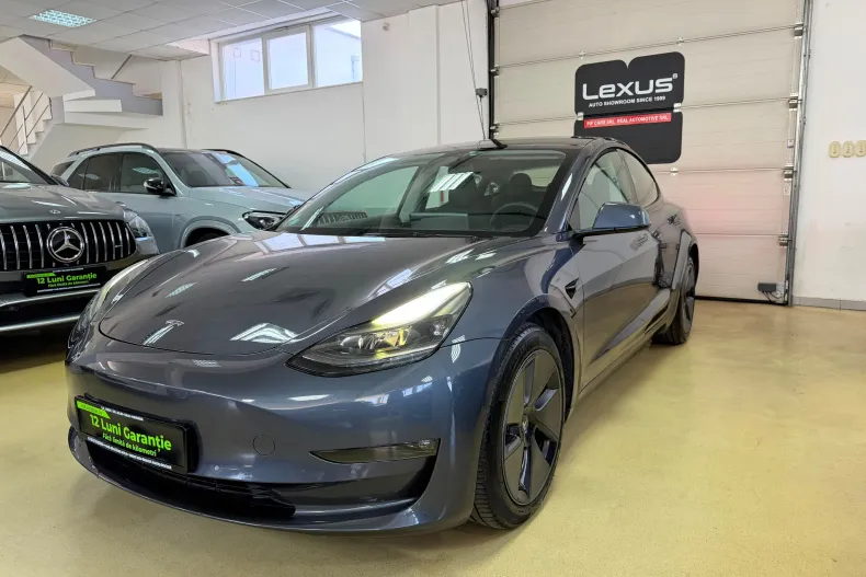 Tesla Model 3 din 2022 cu 142.000 km - oferta TES246376 - foto 1