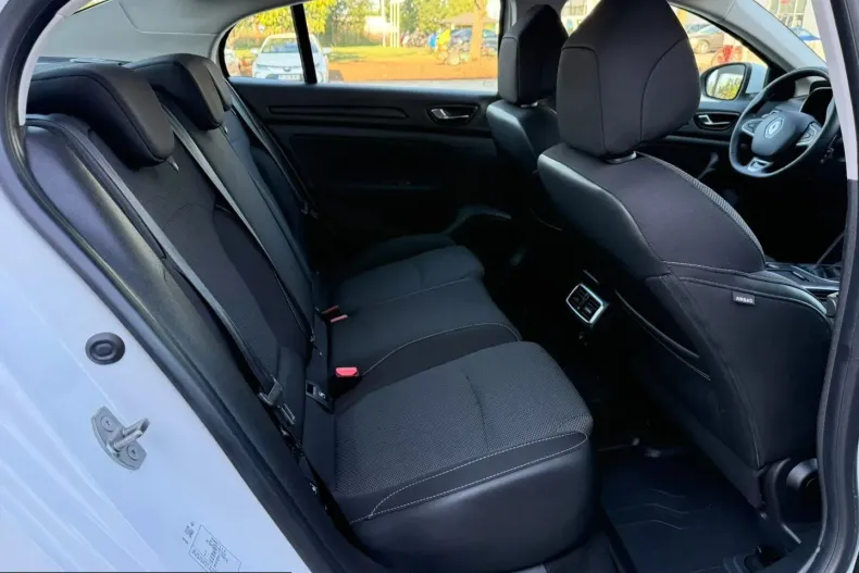 Renault Megane din 2023 cu 58.828 km - oferta REN246380 - foto 17