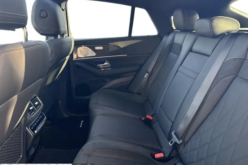 Mercedes-Benz GLE 53 AMG (Clasa GLE) din 2025 cu 17 km - oferta MER246386 - foto 10
