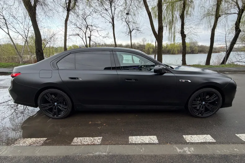 BMW M7 (Seria 7) din 2024 cu 29.000 km - oferta BMW246390 - foto 10