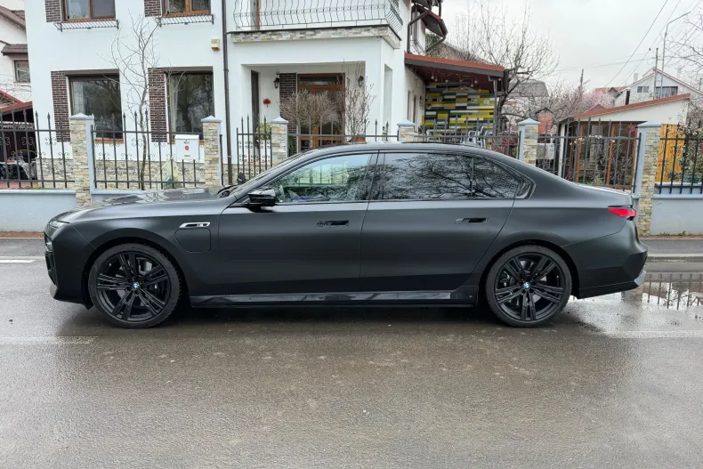 BMW M7 (Seria 7) din 2024 cu 29.000 km - oferta BMW246390 - foto 11