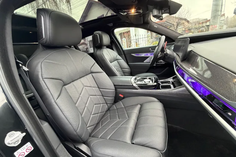 BMW M7 (Seria 7) din 2024 cu 29.000 km - oferta BMW246390 - foto 15