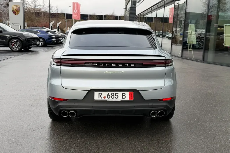 Porsche Cayenne din 2024 cu 32.000 km - oferta POR246392 - foto 2