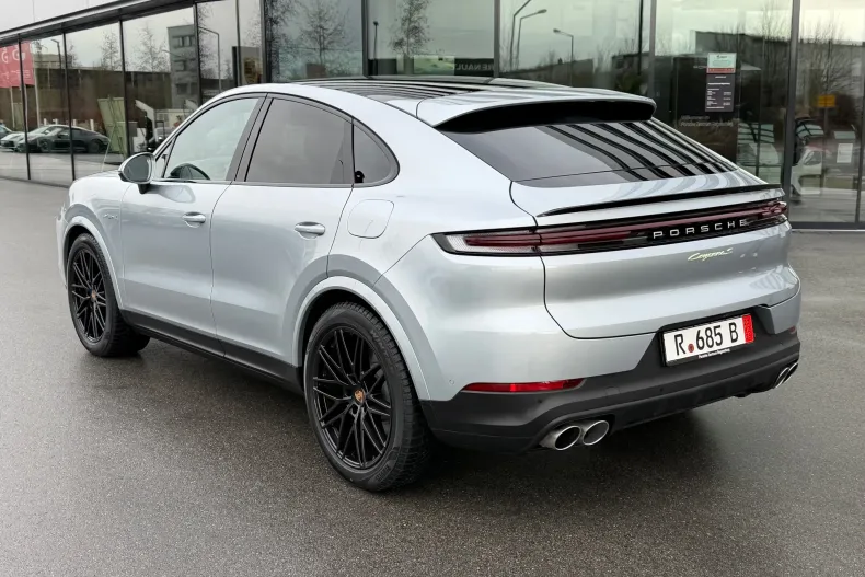 Porsche Cayenne din 2024 cu 32.000 km - oferta POR246392 - foto 6
