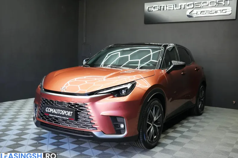Lexus LBX din 2026 cu 5 km - oferta LEX246394 - foto 3