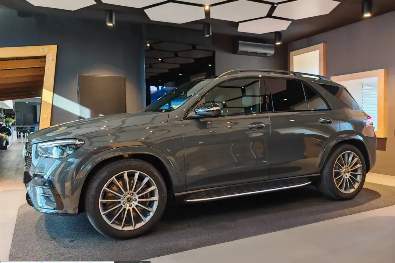 Mercedes-Benz GLE 450 (Clasa GLE) din 2025 cu 3.500 km - oferta MER246395 - foto 9