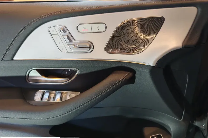 Mercedes-Benz GLE 450 (Clasa GLE) din 2025 cu 3.500 km - oferta MER246395 - foto 19