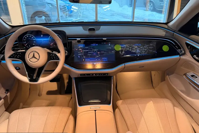 Mercedes-Benz E 220 (Clasa E) din 2026 cu 3.500 km - oferta MER246396 - foto 4