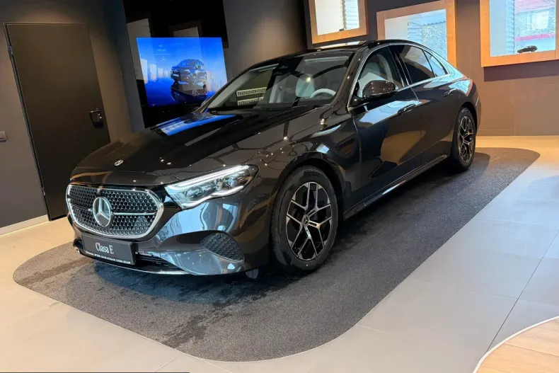 Mercedes-Benz E 220 (Clasa E) din 2026 cu 3.500 km - oferta MER246396 - foto 14