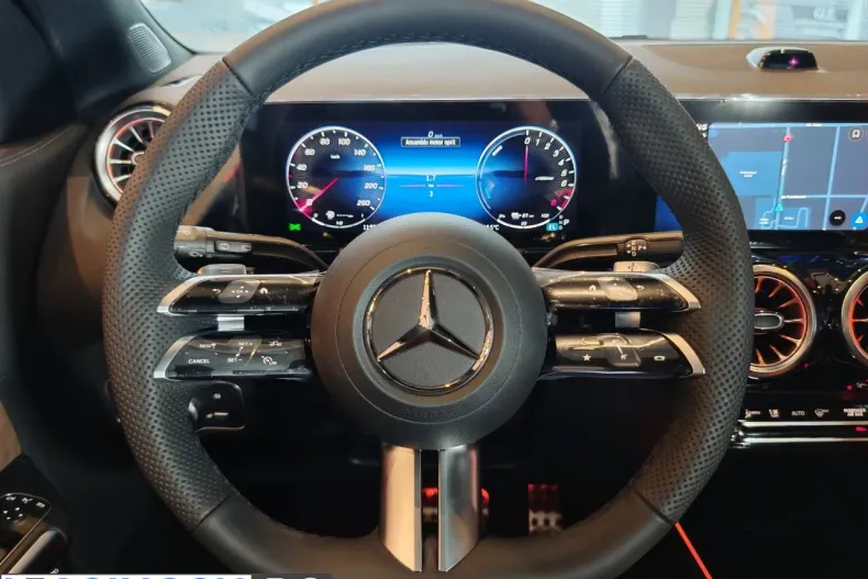 Mercedes-Benz GLA 250 (Clasa GLA) din 2026 cu 6.500 km - oferta MER246397 - foto 8