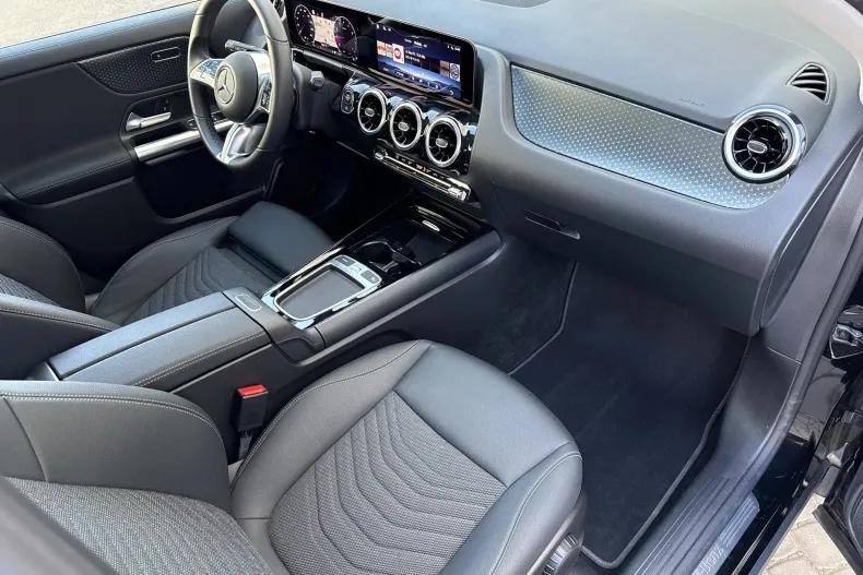 Mercedes-Benz GLA 180 (Clasa GLA) din 2026 cu 6.184 km - oferta MER246398 - foto 15