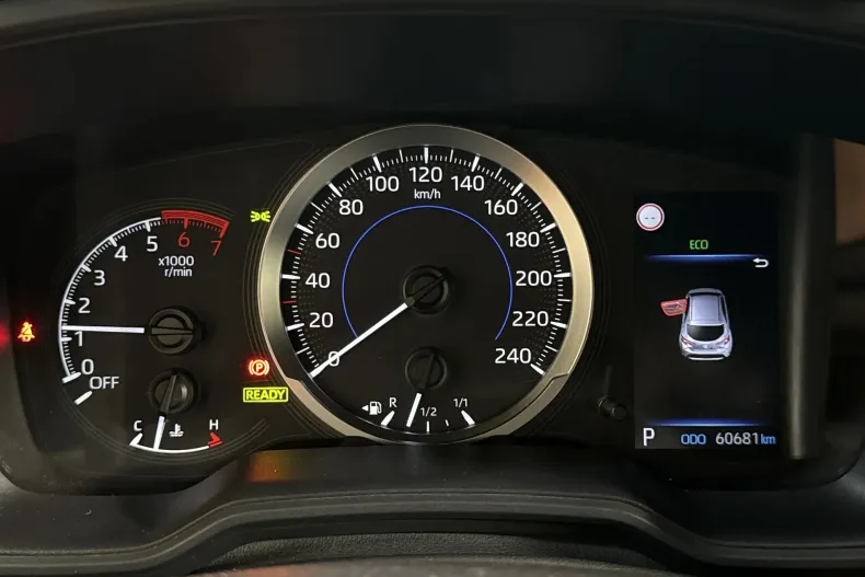 Toyota Corolla din 2021 cu 60.681 km - oferta TOY246404 - foto 10