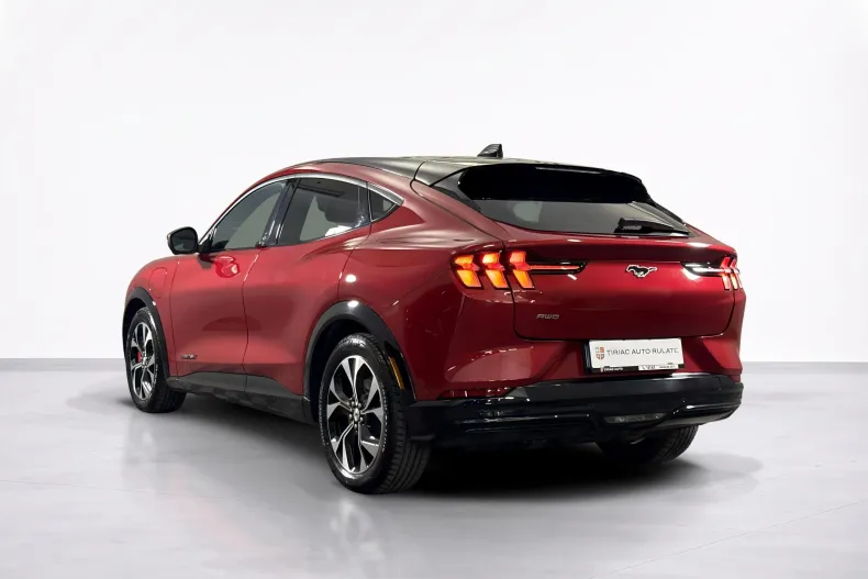 Ford Mustang Mach-E din 2023 cu 22.180 km - oferta FOR246409 - foto 3