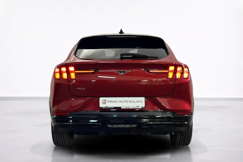 Ford Mustang Mach-E din 2023 cu 22.180 km - oferta FOR246409 - foto 4