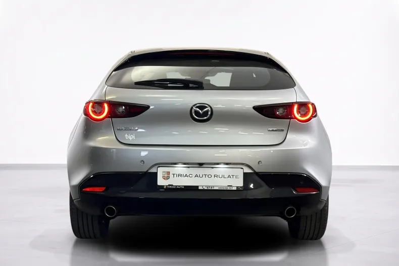 Mazda 3 din 2023 cu 62.679 km - oferta MAZ246411 - foto 4